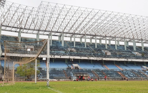 SVĐ Việt Nam xuống cấp sau 10 năm bỏ hoang, từng là nơi chứng kiến Văn Quyến và đồng đội thắng ngược tuyển trẻ Trung Quốc