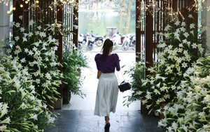 "Con đường hoa loa kèn" lãng mạn thu hút thực khách ở Hà Nội