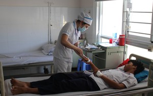 Vụ học sinh nhập viện sau ăn sáng ở Khánh Hòa: Tăng lên 38 trường hợp