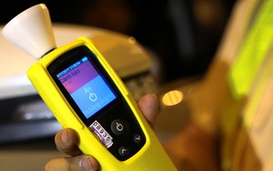 Cách chức một cán bộ Công an tỉnh Bình Phước vì vi phạm nồng độ cồn