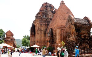 Du lịch Nha Trang hòa quyện với đời sống văn hóa