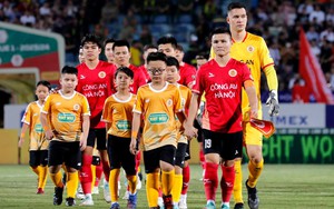 Bóng đá Việt Nam: Mong manh hai chữ chuyên nghiệp