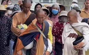 Đằng sau 'hiện tượng mạng' Thích Minh Tuệ