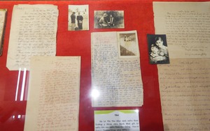 Xúc động với Trưng bày chuyên đề "Học sinh miền Nam trên đất Bắc"