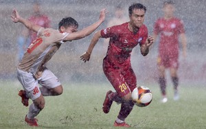 V-League 2023/2024: Nỗ lực vượt 'đèo cao, lối hẹp'