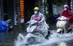 Thời tiết 24/5: Mưa dông tại nhiều khu vực, cảnh báo lũ quét, sạt lở đất