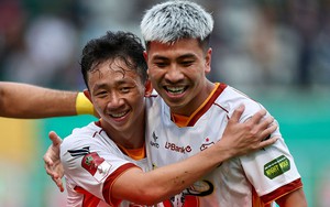 Tiền đạo HAGL khiến HLV Kim Sang Sik phải suy nghĩ