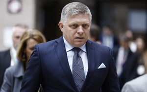 Vụ ám sát Thủ tướng Slovakia: Ông Robert Fico xuất viện