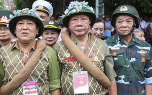 Góc nhìn 365: Chờ thêm những cuộc 'hành hương'