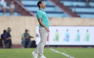 HLV Vũ Hồng Việt: 'Chức vô địch V-League sớm sẽ quyết định trong tháng 5'