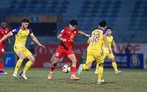 Bóng đá Việt Nam và 'nỗi ám ảnh' trở về