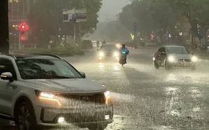 Bắc Bộ và Nam Bộ có mưa và dông