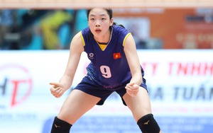 'Truyền nhân của Trần Thị Thanh Thúy' 16 tuổi cao 1m85 được vinh danh với danh hiệu cao quý trước khi dự giải châu Á