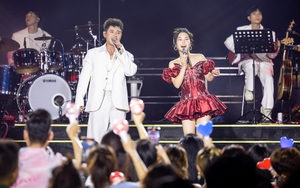 Hoàng Hải song ca với Hương Tràm, tiết lộ lý do "chuyển phòng ngủ lên máy bay"