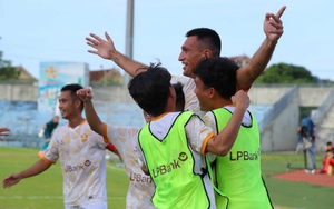 Đội bóng của HLV Park Hang Seo lỡ hẹn với tấm vé thăng hạng đầy đáng tiếc