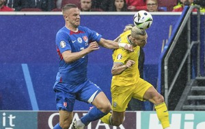 Nhật ký EURO bằng thơ (Ukraina - Slovakia 2-1): Ukraina lội ngược dòng