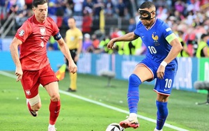 Nhật ký EURO bằng thơ (Pháp - Ba Lan 1-1): Trái bóng vẫn còn bay