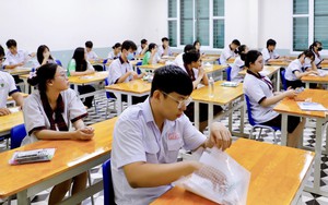 Thi tốt nghiệp THPT 2024: Đề thi tổ hợp tiệm cận cách ra đề mới