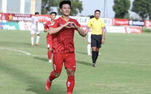 Sao trẻ U23 Việt Nam tỏa sáng, đội bóng ngành công an cận kề giấc mơ V-League