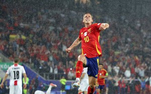 Bị ‘hiện tượng’ EURO ghi bàn trước, ĐT Tây Ban Nha lội ngược dòng giành vé đi tiếp để gặp ĐT Đức