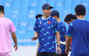 Tin nóng thể thao tối 6/5: Chờ màn ra mắt hoàn hảo của HLV Kim Sang Sik, bóng chuyền Việt Nam đón tin vui