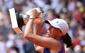 Swiatek làm nên lịch sử khi vô địch Pháp mở rộng 2024, sánh ngang với một loạt huyền thoại