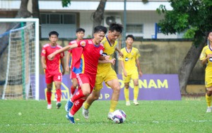 SLNA giành vé vào tứ kết U17 quốc gia sau chiến thắng khó tin