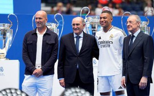 Mbappe chính thức ra mắt Real Madrid, hoành tráng không kém Ronaldo