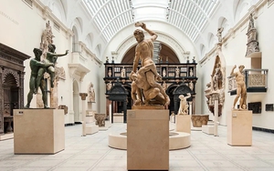 Tượng ngà voi hơn 800 năm - "Báu vật" của Anh