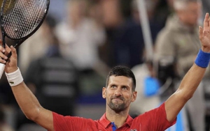 Đánh bại kình địch Nadal chỉ sau 2 set, Djokovic tiếp tục hành trình tìm vàng ở Olympic