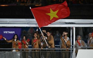 Tay vợt Lê Đức Phát: Tiếp bước thần tượng Tiến Minh