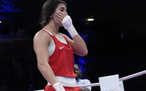 Võ sĩ Đông Nam Á không ngừng khóc vì bị xử thua ở Olympic 2024 bởi 'hung thần' boxing Việt Nam