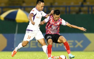 Cựu tuyển thủ Việt Nam chia tay Bình Dương và HLV Hoàng Anh Tuấn