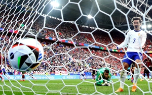 Bồ Đào Nha vs Pháp (02h00, 6/7): Deschamps sắm vai 'Thợ hàn'