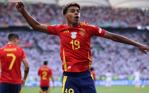 Thần đồng Tây Ban Nha lập siêu phẩm vào lưới tuyển Pháp, đánh dấu hai kỷ lục cực kỳ đặc biệt