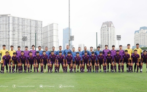 Đội Việt Nam đấu giải mời chất lượng tại Trung Quốc, HLV Bồ Đào Nha loại 6 cầu thủ