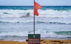 Mỹ: Bão Ernesto ảnh hưởng nghiêm trọng tới lưới điện tại Puerto Rico