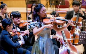 Lê Hoàng Ngọc Minh: Cô gái 17 tuổi, 3 năm cầm đàn Viola đã trở thành Solist Dàn nhạc VNAMYO