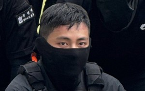 V BTS gây ấn tượng fan với những hình ảnh mới nhất trong quân đội