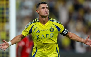 Ronaldo lập siêu phẩm đá phạt, ghi bàn thứ 899 trong sự nghiệp sau khi hé lộ khả năng giải nghệ