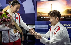 Nữ VĐV Trung Quốc được cầu hôn bằng nhẫn kim cương ngay sau khi giành HCV Olympic 2024, dân mạng chỉ biết trầm trồ