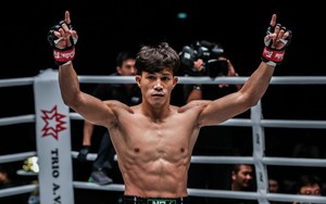 Nguyễn Trần Duy Nhất giao đấu kịch tính với cao thủ Vovinam, ‘Độc cô cầu bại’ tung tuyệt kỹ phi thân khiến tất cả ngỡ ngàng