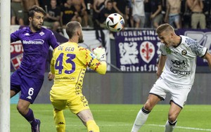 De Gea hóa 'tường thành', 10 lần cứu thua, cản penalty, đưa Fiorentina thẳng tiến ở cúp châu Âu