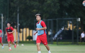 Tin nóng bóng đá Việt 6/8: Cầu thủ Việt Nam chơi bóng tại Úc xuống đá giải hạng Nhất, Nguyên Mạnh có thể rời Nam Định