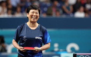'Bà ngoại chơi bóng bàn' cười tươi như hoa dù bị loại ở Olympic, lý do phía sau khiến dân mạng thực sự xúc động