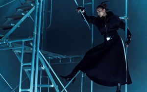 Thanh Hằng treo người thực hiện bộ ảnh thời trang cho NTK Đỗ Mạnh Cường