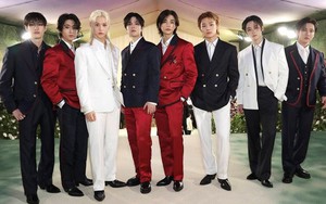 Giải mã xu hướng thần tượng Kpop trở thành người mẫu của các thương hiệu thời trang nổi tiếng