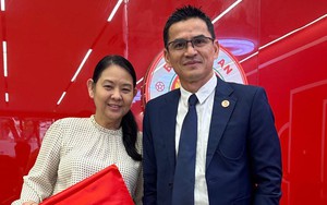 Từ Thái Lan, HLV Kiatisuk có hành động đầy ý nghĩa với người dân Việt Nam bị thiệt hại bởi bão lũ