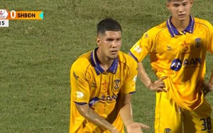 Ngoại binh được ca ngợi hết lời 'lĩnh án' ngay trận đấu đầu tiên, fan xứ Nghệ hụt hẫng, nghi ngờ là 'hàng hớ'