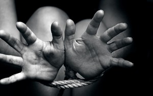 Khen thưởng tập thể, cá nhân phá chuyên án mua bán trẻ em nhằm bóc lột tình dục